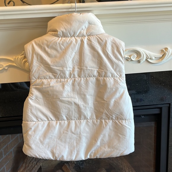 Cozy Reversible Puffer Vest Sleeveless Jacket Womens XL Beige Tan Trendy New - Picture 7 of 14